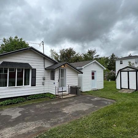 Cozy Chalet Near The Beach Shediac Zewnętrze zdjęcie